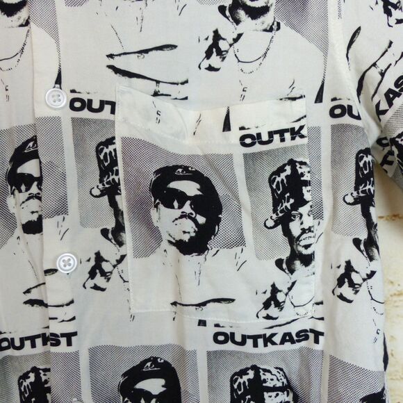 H&M x Outkast Shirt Mens XS Relaxed Ivory Black Graphic Button Camp Hip Hop Rap - Picture 5 of 10